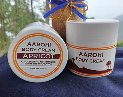 Apricot cream